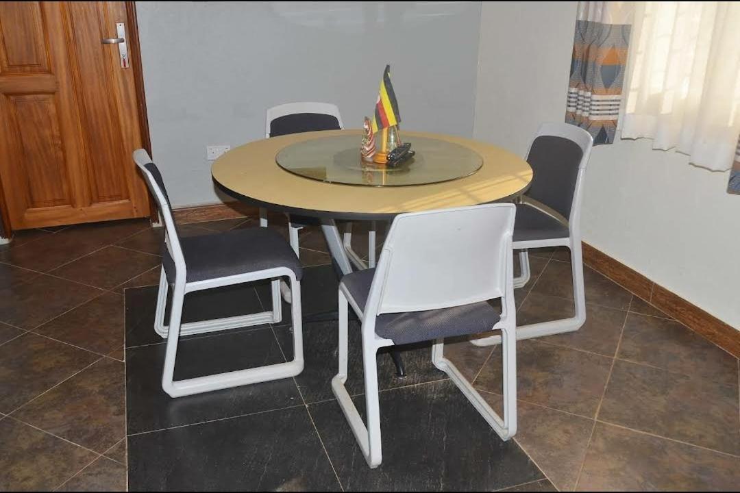 Migingo Suites عنتيبي المظهر الخارجي الصورة